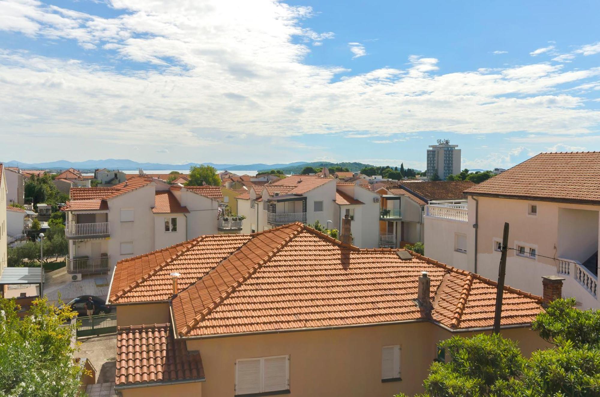 Apartments And Rooms Mladen Vodice Eksteriør bilde