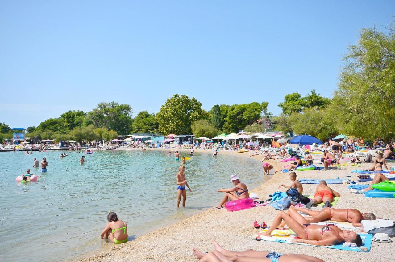 Apartments And Rooms Mladen Vodice Eksteriør bilde
